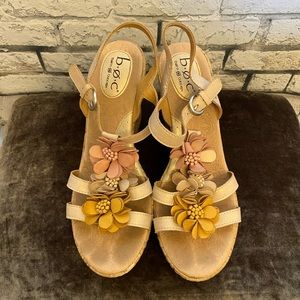 b.o.c light beige wedge Sandle